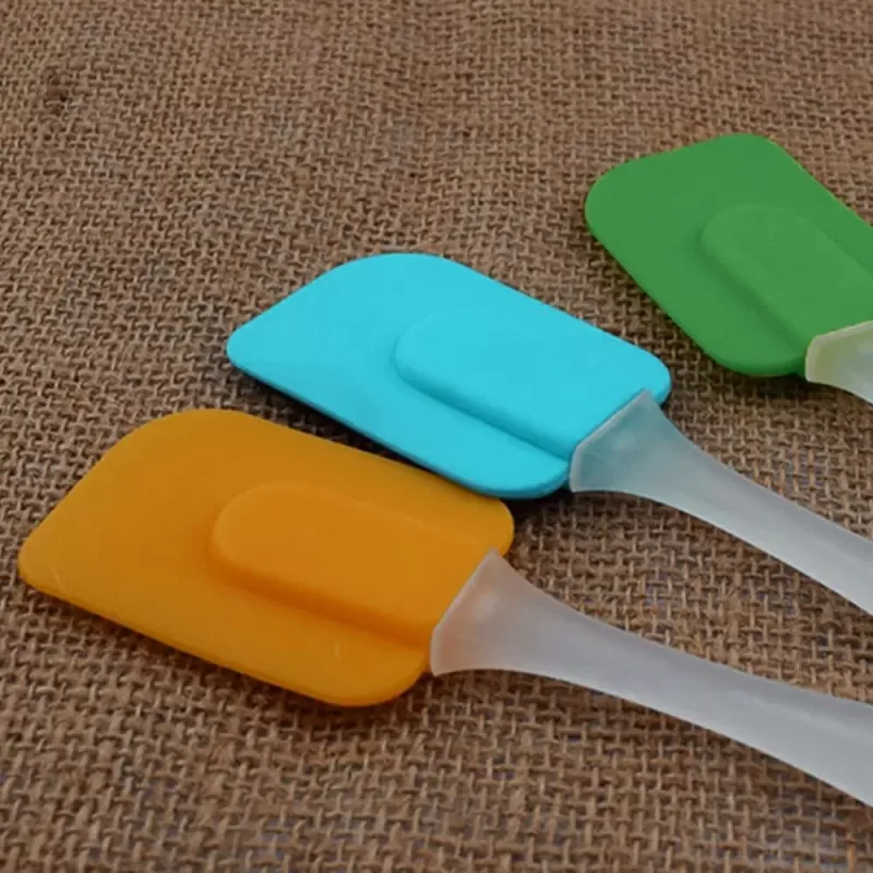 Silicone Spatula Cream Butter Baking Scraper Cake Spatula Cooking Cake Brushes Kitchen Pastry Tools High Temperature Resistance